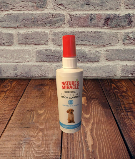 Freshening Spray for Dogs, Helps Neutralize Pet Odors Clean Breeze Scent 8 oz ️